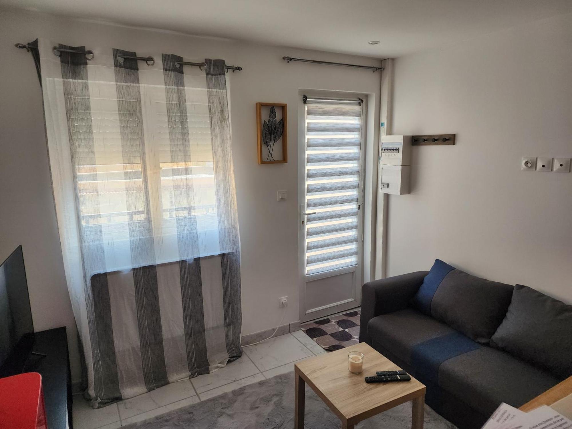 Agreable T2/Centre-Ville *10 Min Gare* Bourgoin-Jallieu Kültér fotó